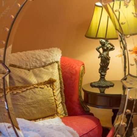 The Lion And The Rose Bed And Breakfast Ашвил Екстериор снимка
